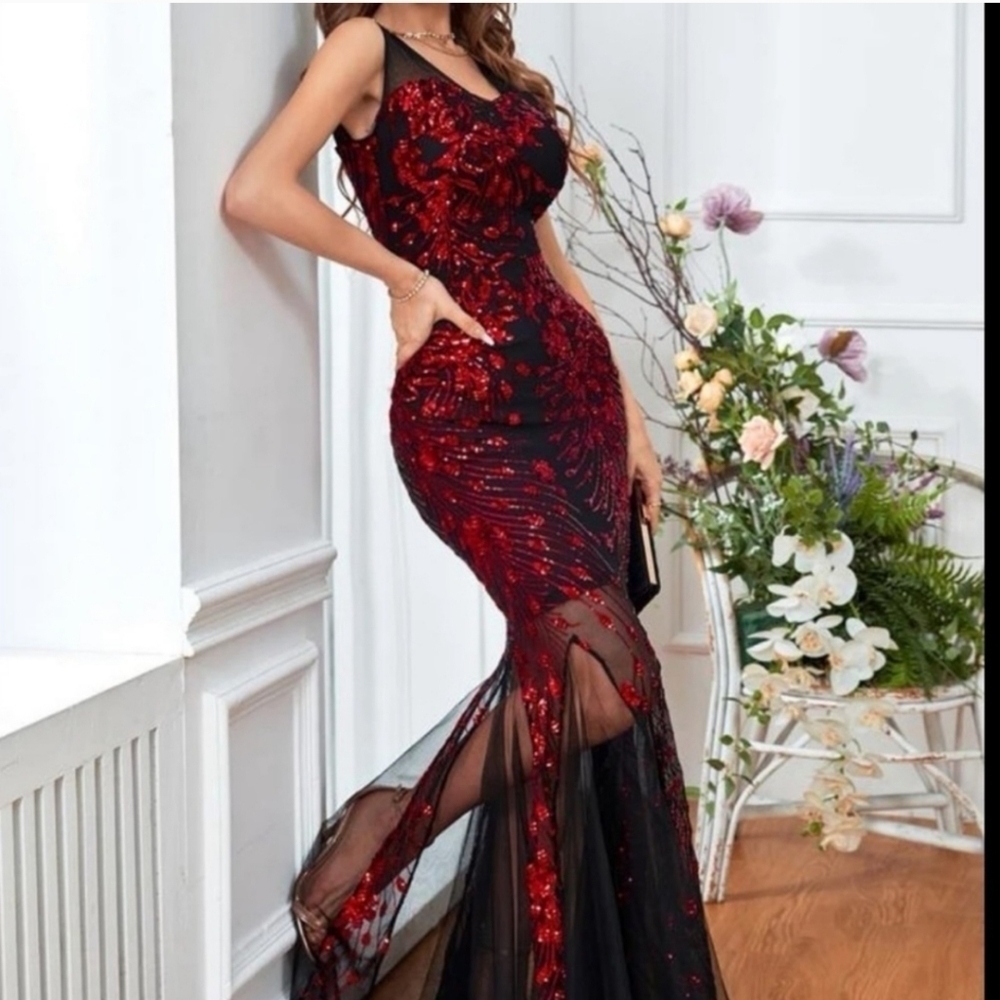 Multicolor Floral, V Neck, Slit Thigh, Contrast Mesh and Sequined Sample Gown